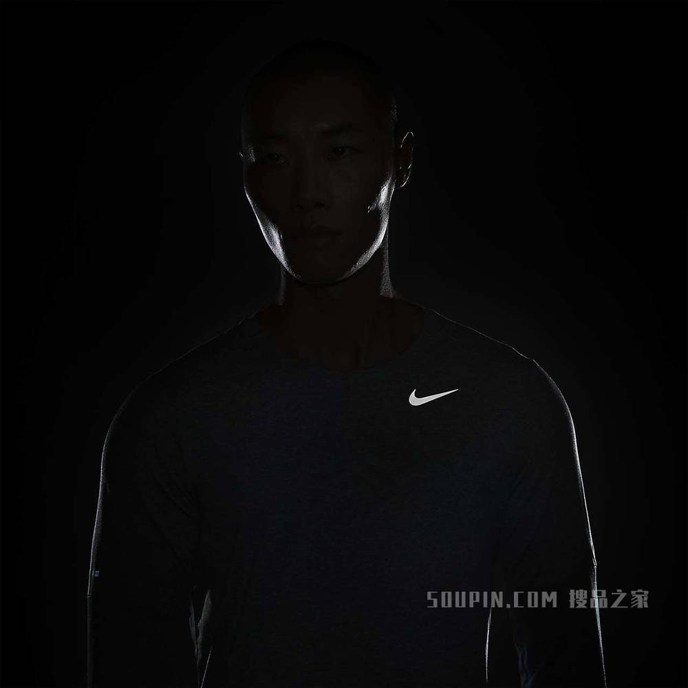 Nike Dri-FIT Element 男子跑步圆领上衣