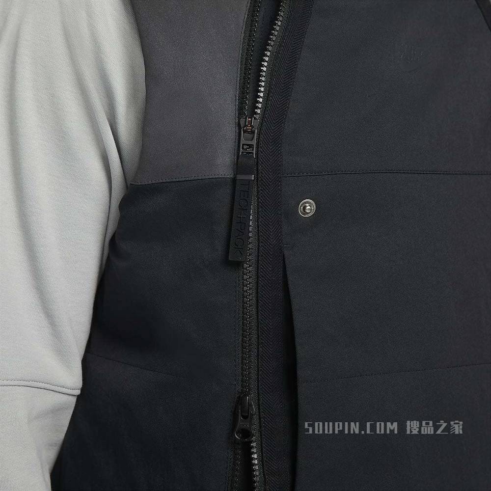 Nike Sportswear Therma-FIT Tech Pack 男子保暖马甲
