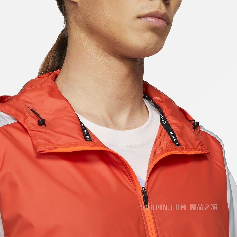 Nike Windrunner 男子跑步夹克