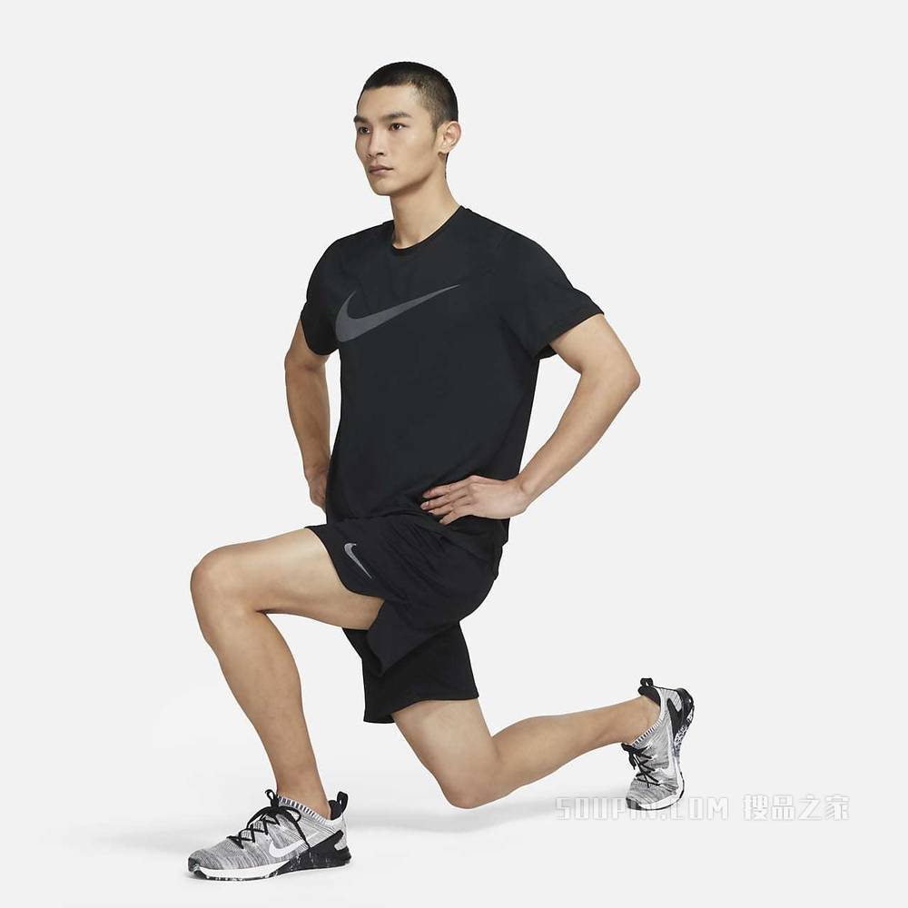 Nike Pro Dri-FIT 男子短袖印花训练上衣