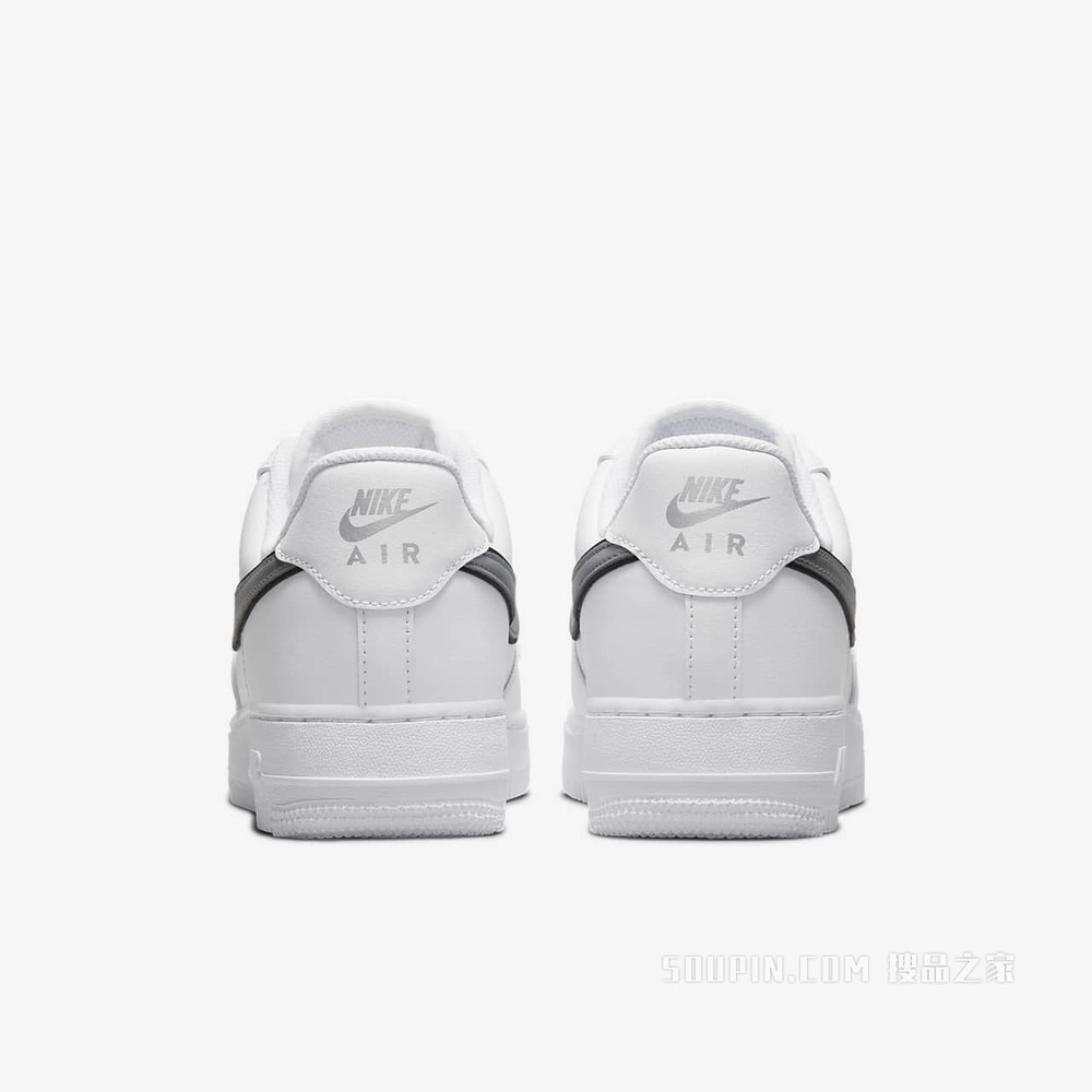 Nike Air Force 1 '07 ESS 女子运动鞋