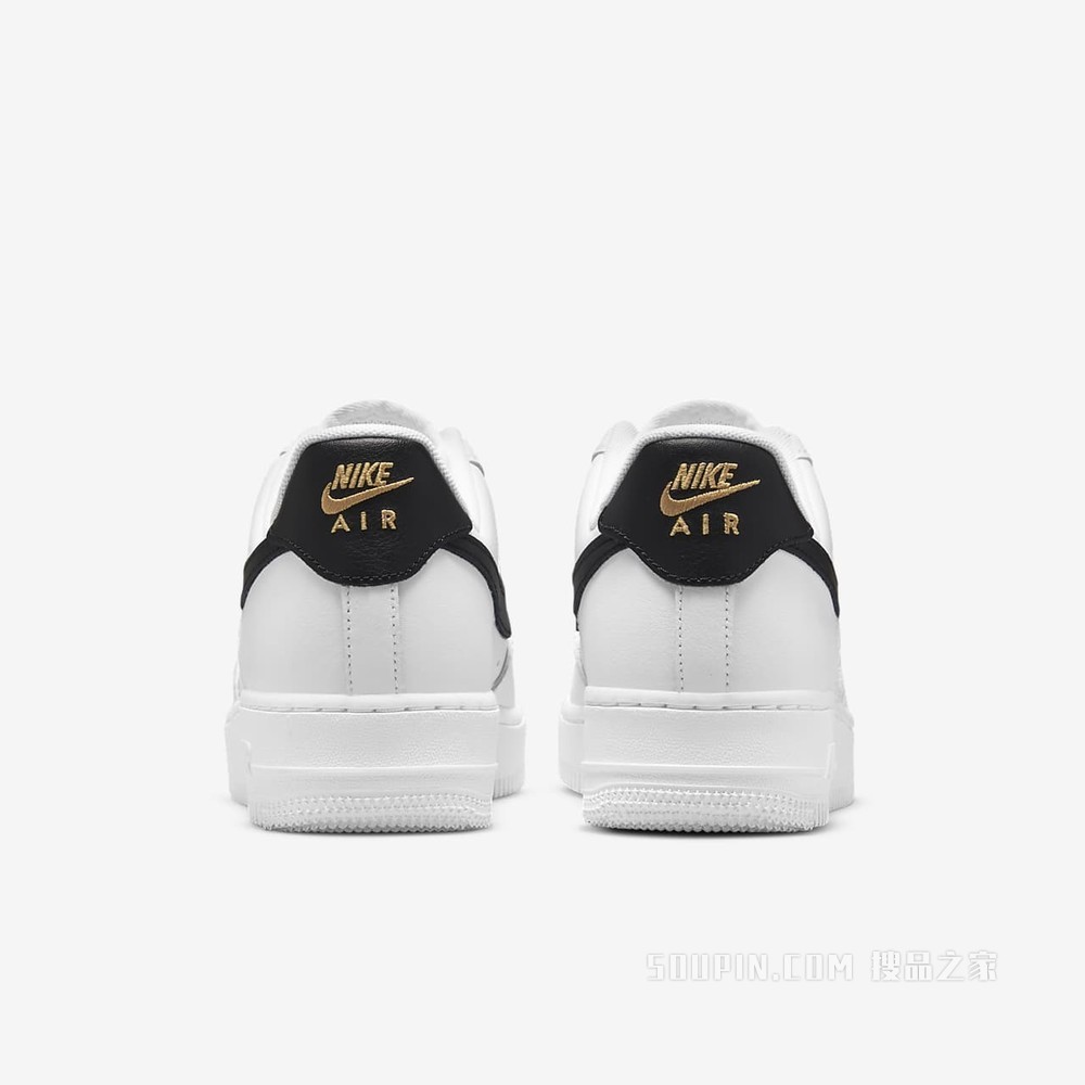 Nike Air Force 1 '07 ESS 女子运动鞋