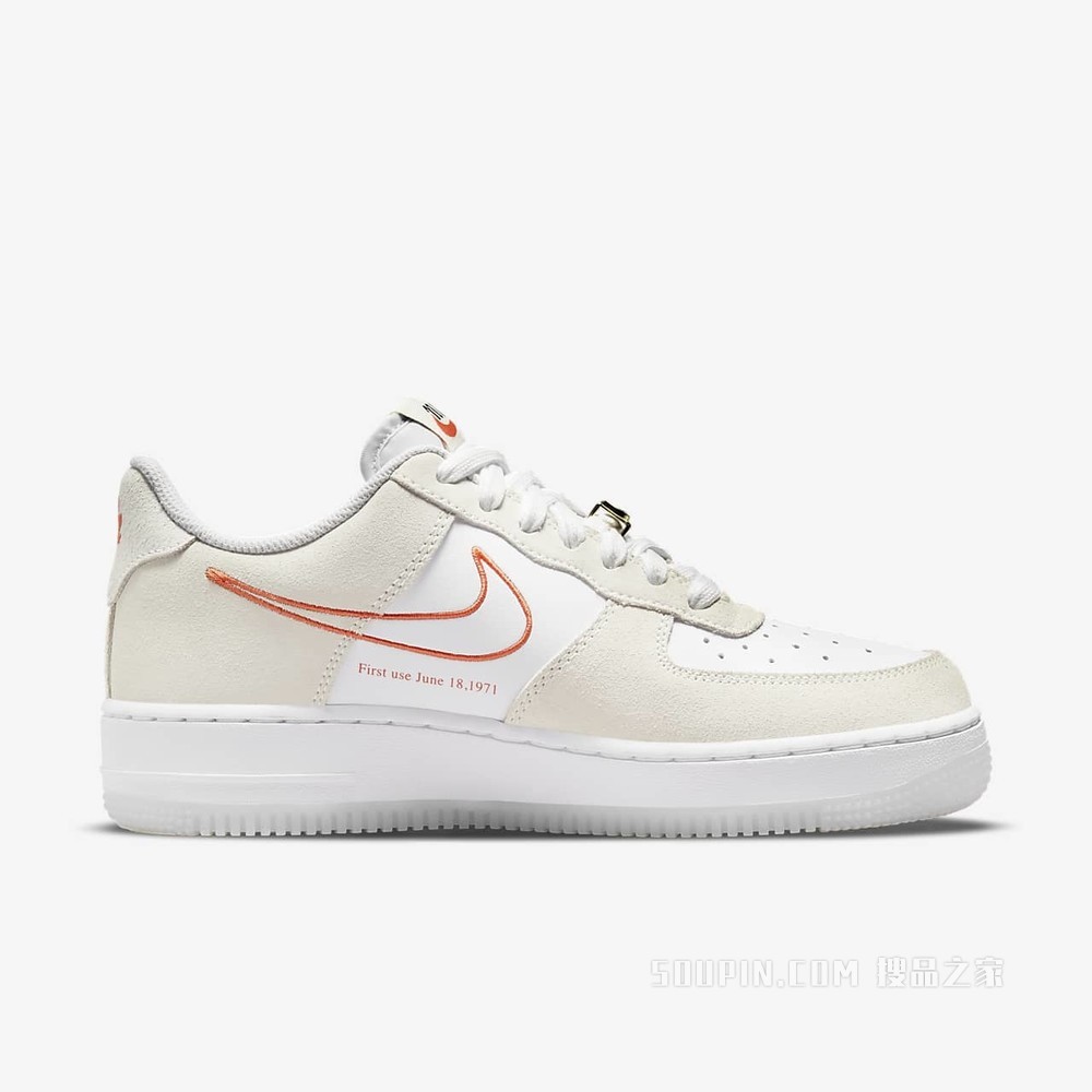 Nike Air Force 1 '07 SE 女子运动鞋