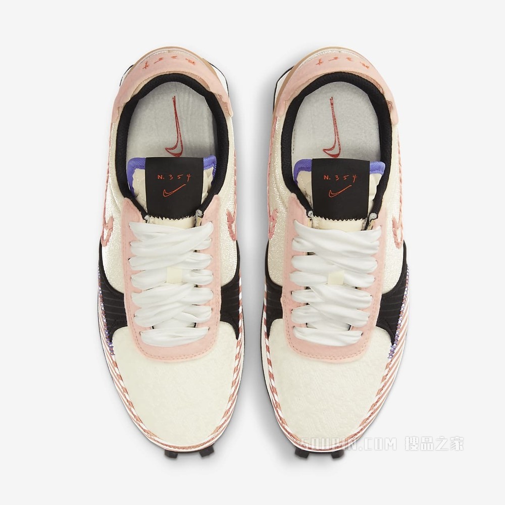Nike DBreak-Type 女子运动鞋