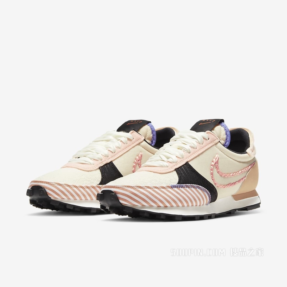 Nike DBreak-Type 女子运动鞋