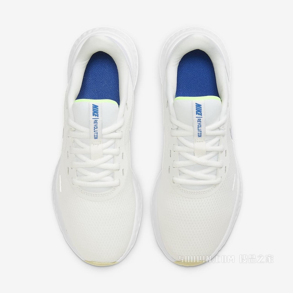Nike Revolution 5 女子跑步鞋
