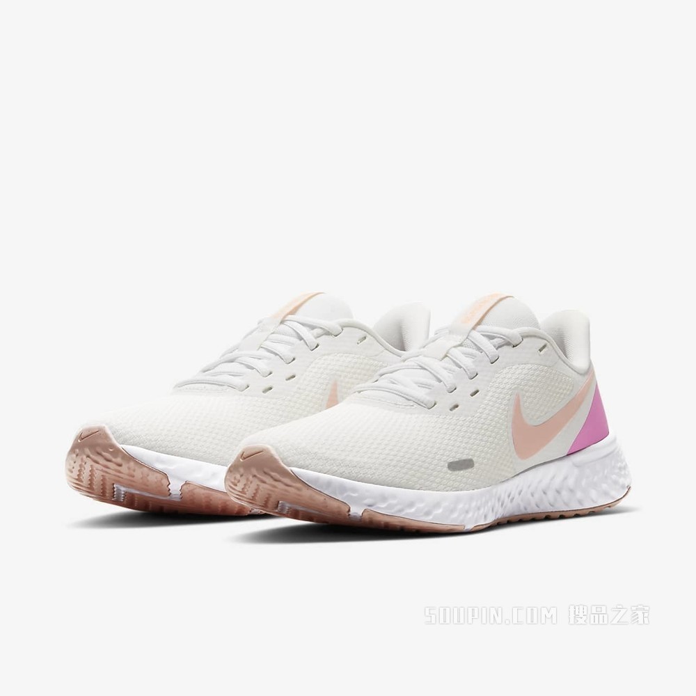 Nike Revolution 5 女子跑步鞋