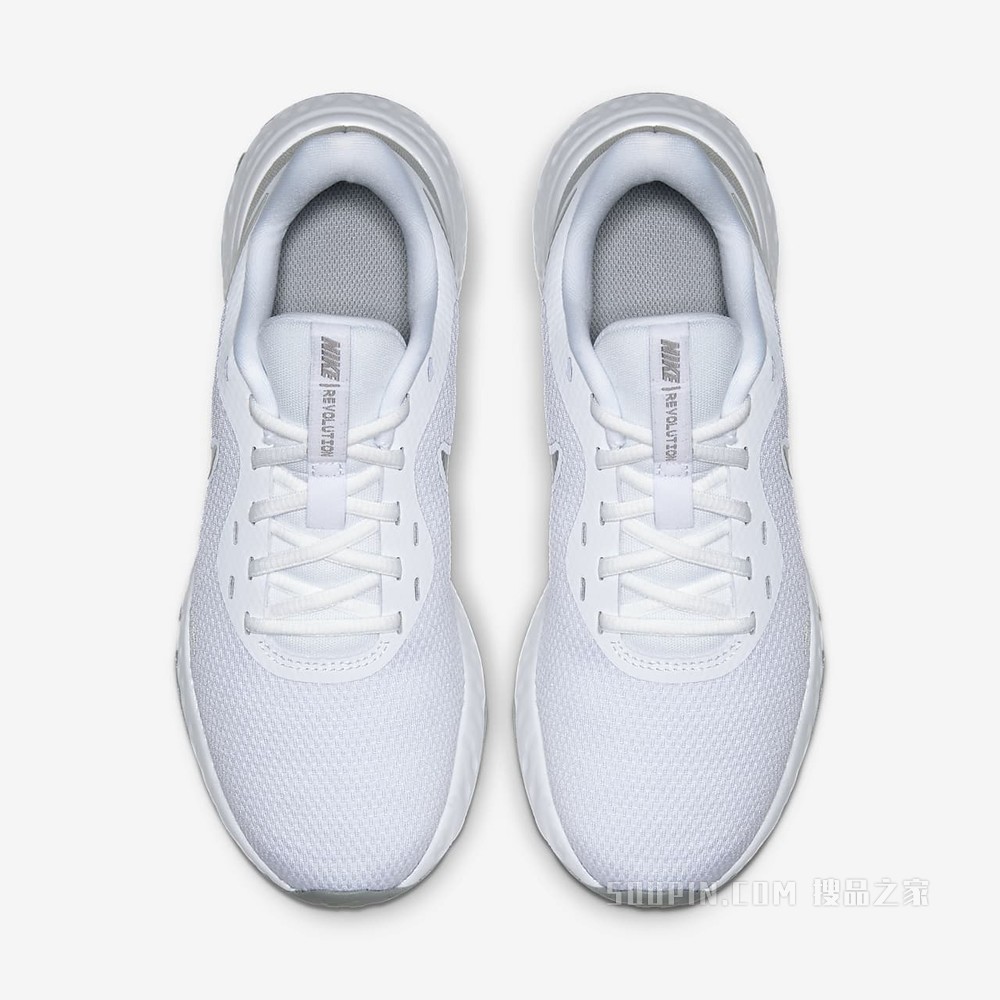 Nike Revolution 5 女子跑步鞋