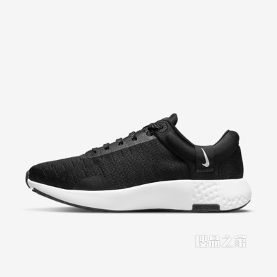 Nike Renew Serenity Run 女子跑步鞋
