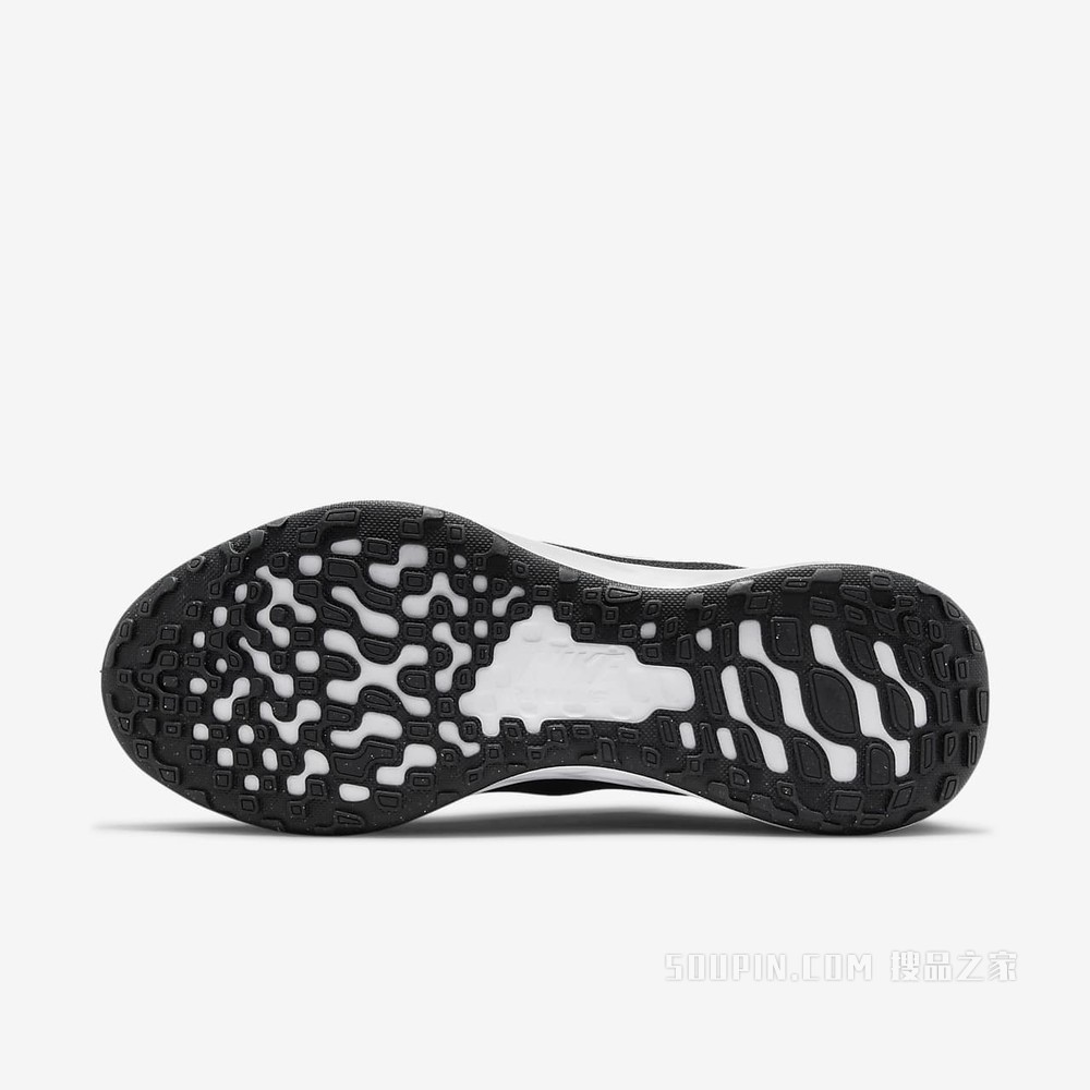 Nike Revolution 6 NN 女子跑步鞋