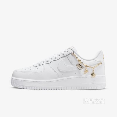 Nike Air Force 1 '07 LX 女子运动鞋