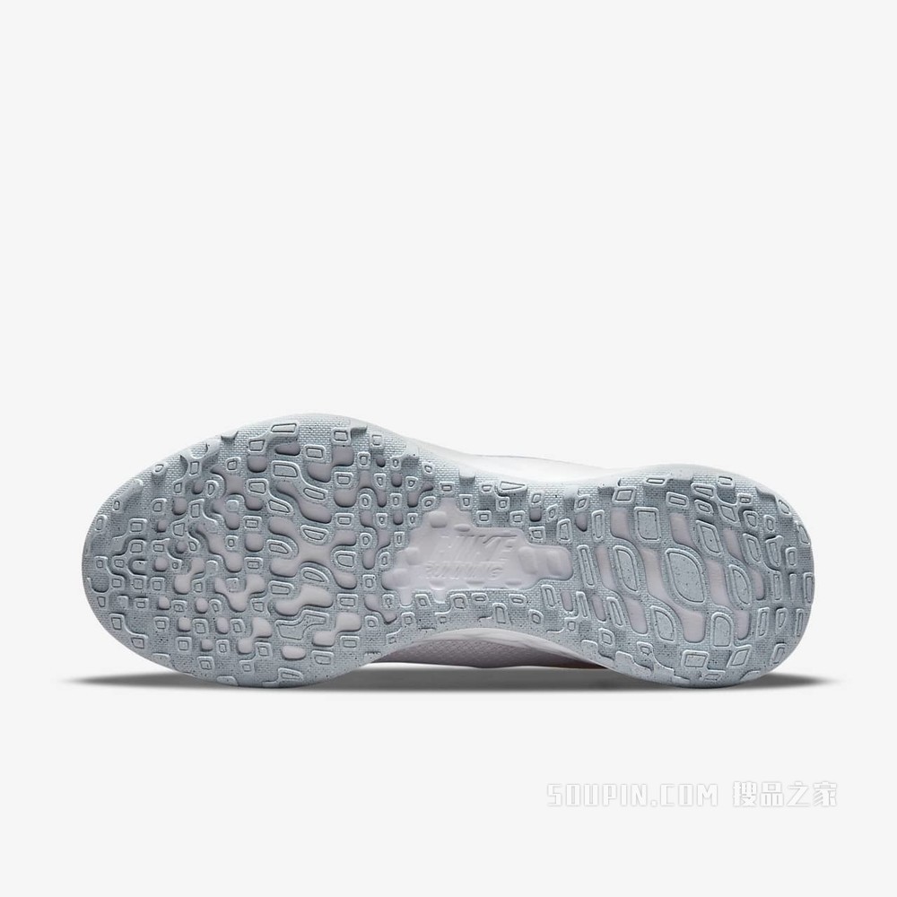 Nike Revolution 6 NN 女子跑步鞋