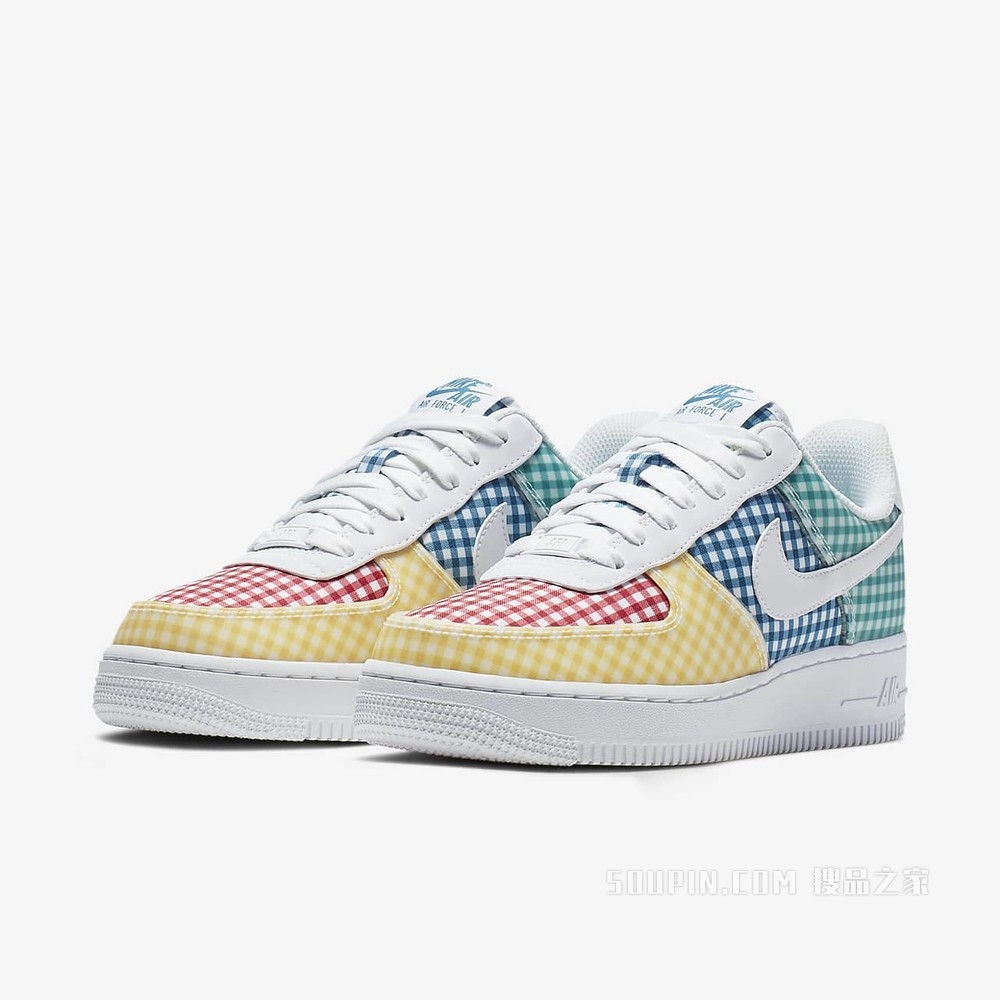 Nike Air Force 1 '07 QS 女子运动鞋