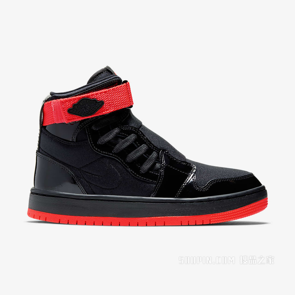 Air Jordan 1 Nova XX 女子运动鞋