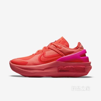 Nike Fontanka Edge 女子运动鞋