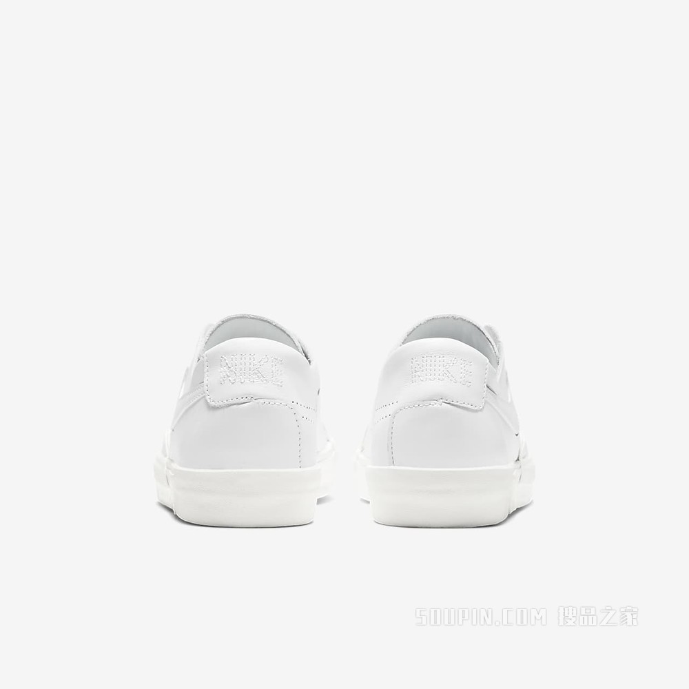 Nike Blazer Slip 女子运动鞋