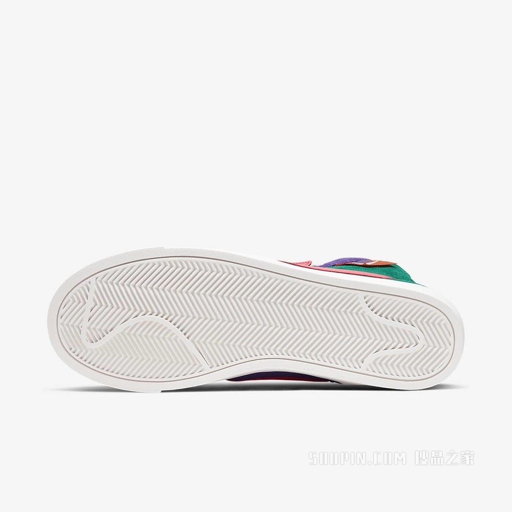 Nike Blazer Mid Rebel 女子运动鞋