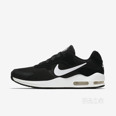 Nike Air Max Guile 女子运动鞋