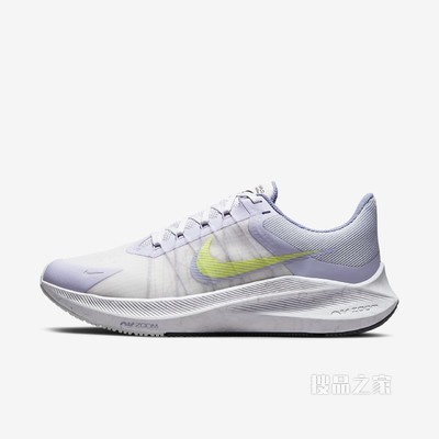 Nike Zoom Winflo 8 女子跑步鞋