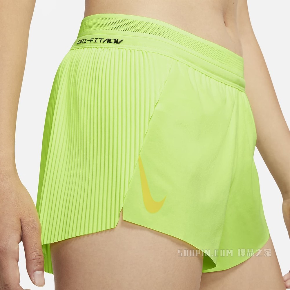 Nike 女子跑步短裤