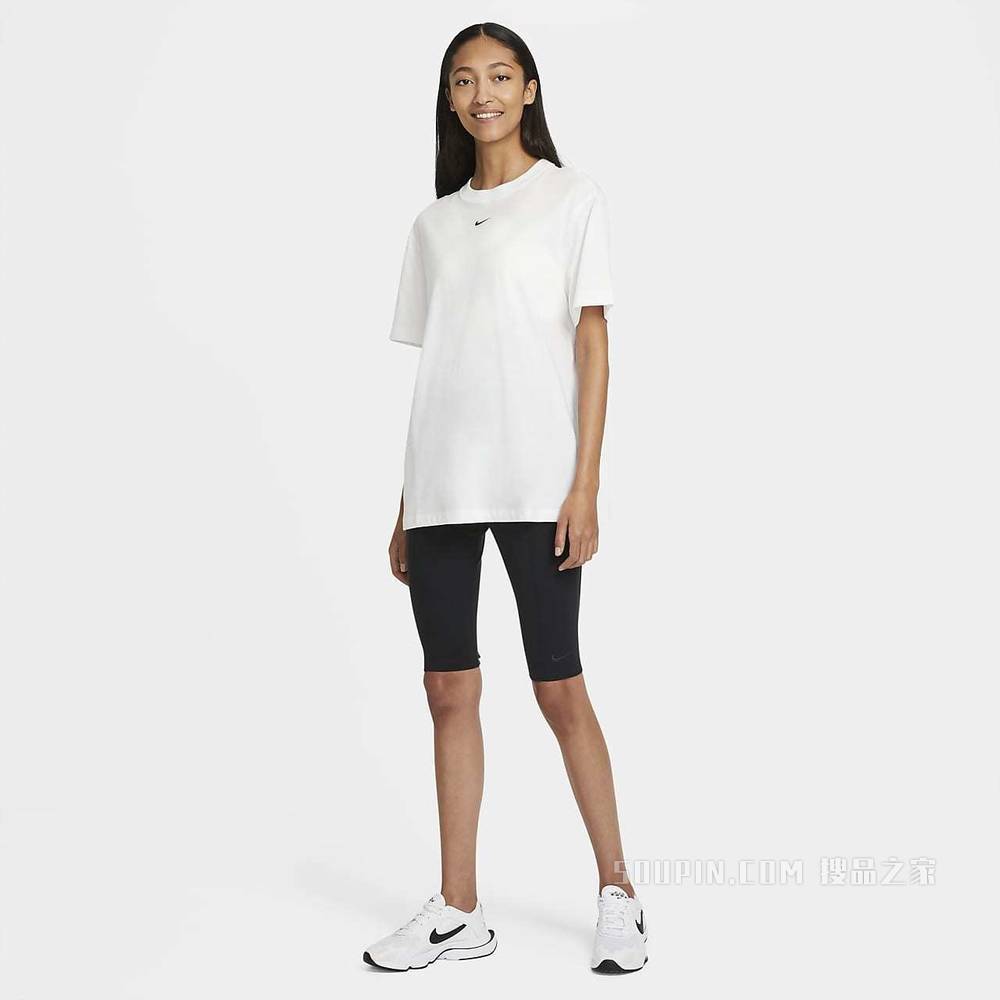 Nike Sportswear Essential Boyfriend 女子T恤