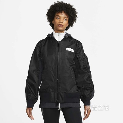Nike x sacai 女子夹克