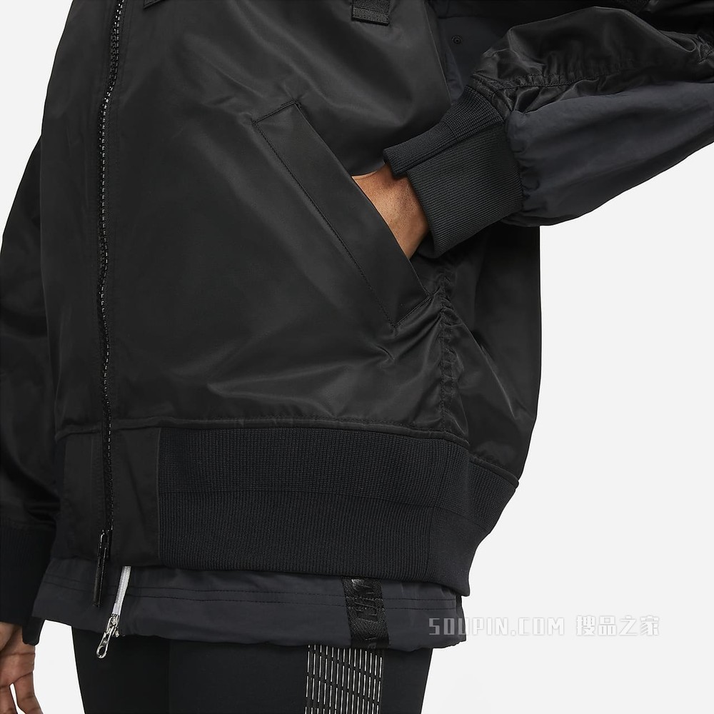 Nike x sacai 女子夹克
