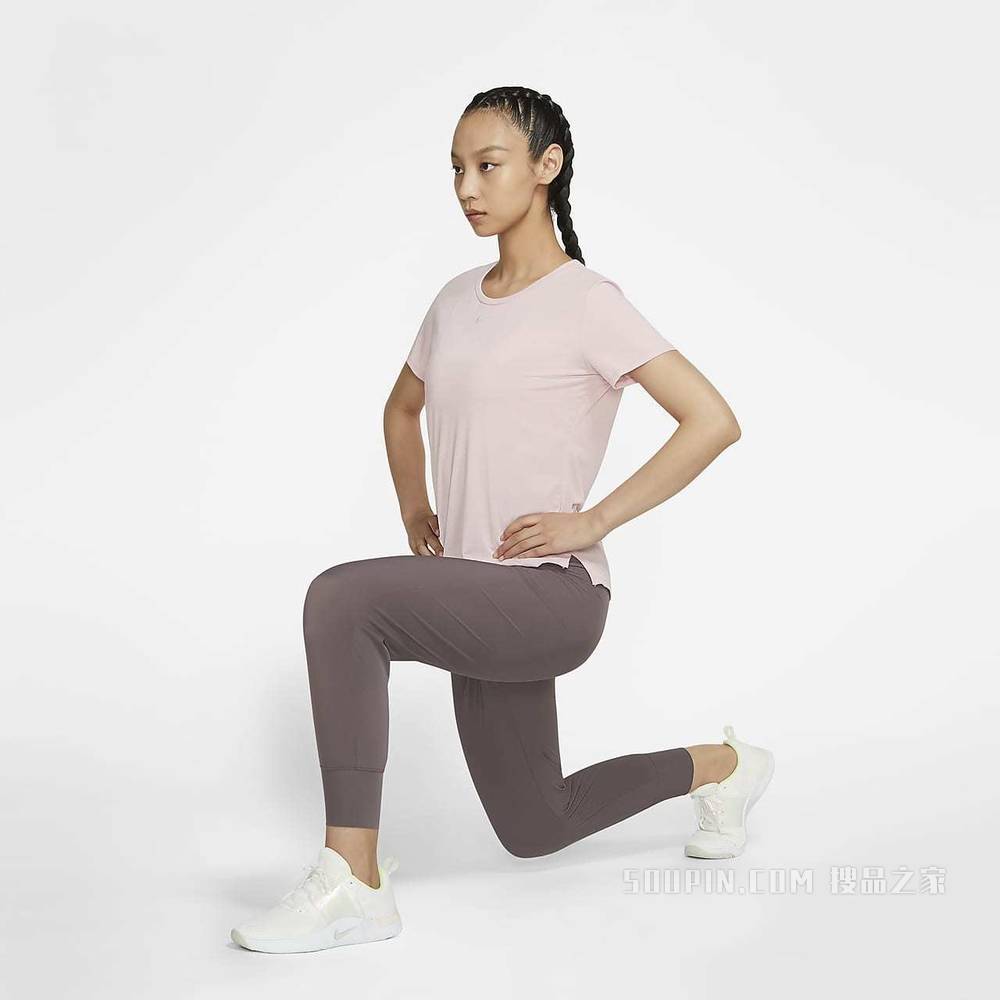 Nike Dri-FIT One Luxe 女子短袖上衣