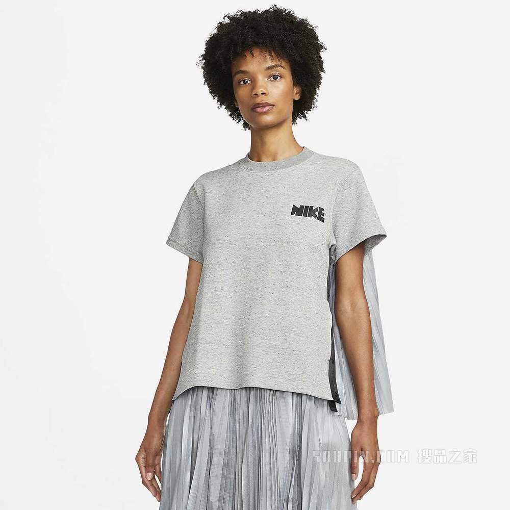 Nike x sacai 女子上衣