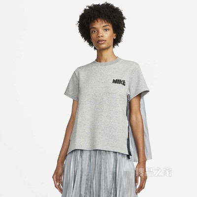 Nike x sacai 女子上衣