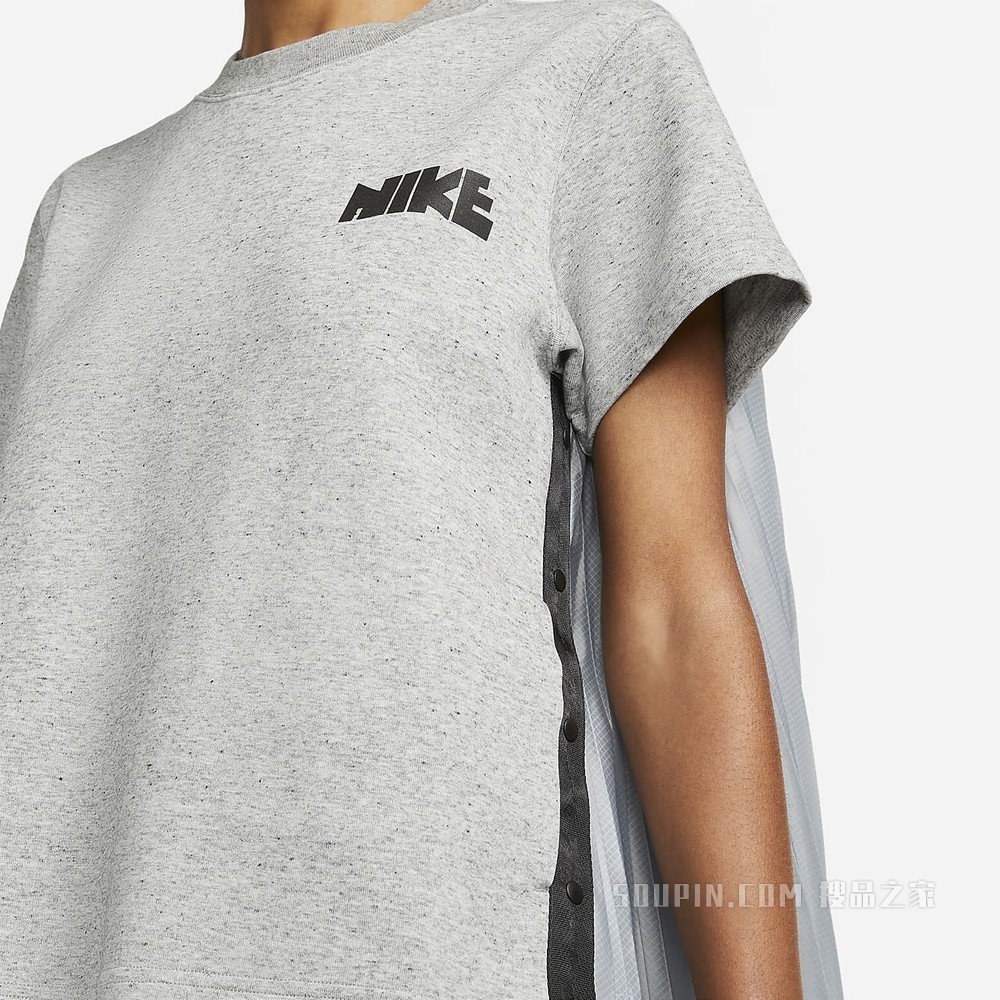 Nike x sacai 女子上衣