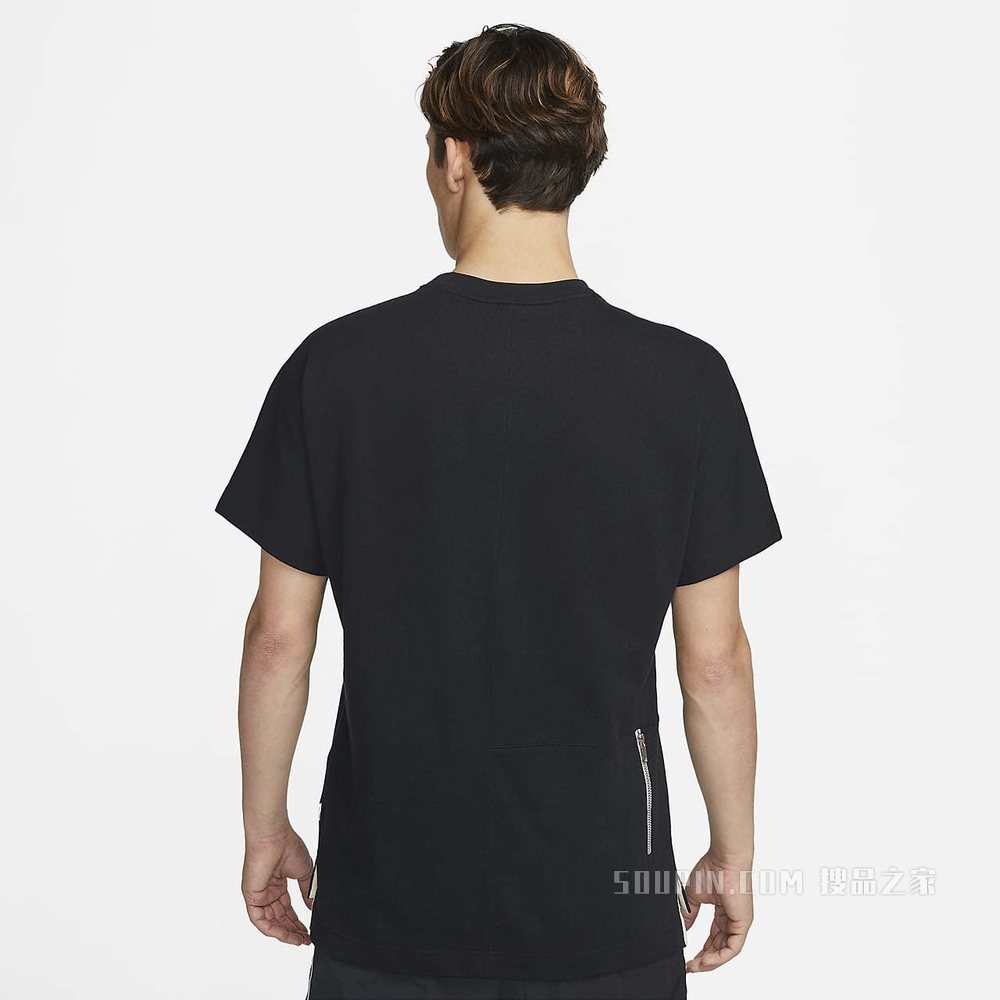 Nike Sportswear Style Essentials 男子短袖T恤