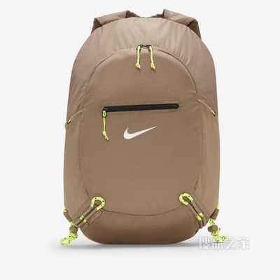 Nike Stash 双肩包
