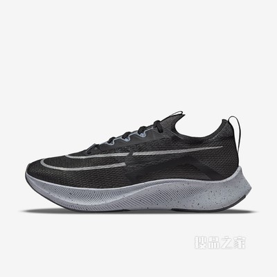 Nike Zoom Fly 4 男子跑步鞋