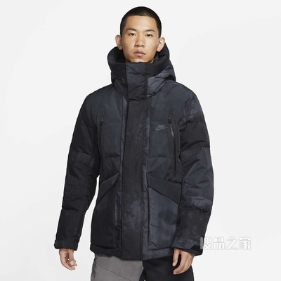 Nike Sportswear Storm-FIT City Series 男子连帽夹克