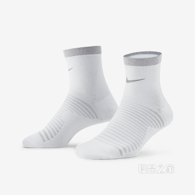 Nike Spark Lightweight Ankle 跑步袜（1 双）