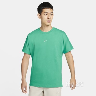Nike Sportswear Style Essentials 男子短袖T恤