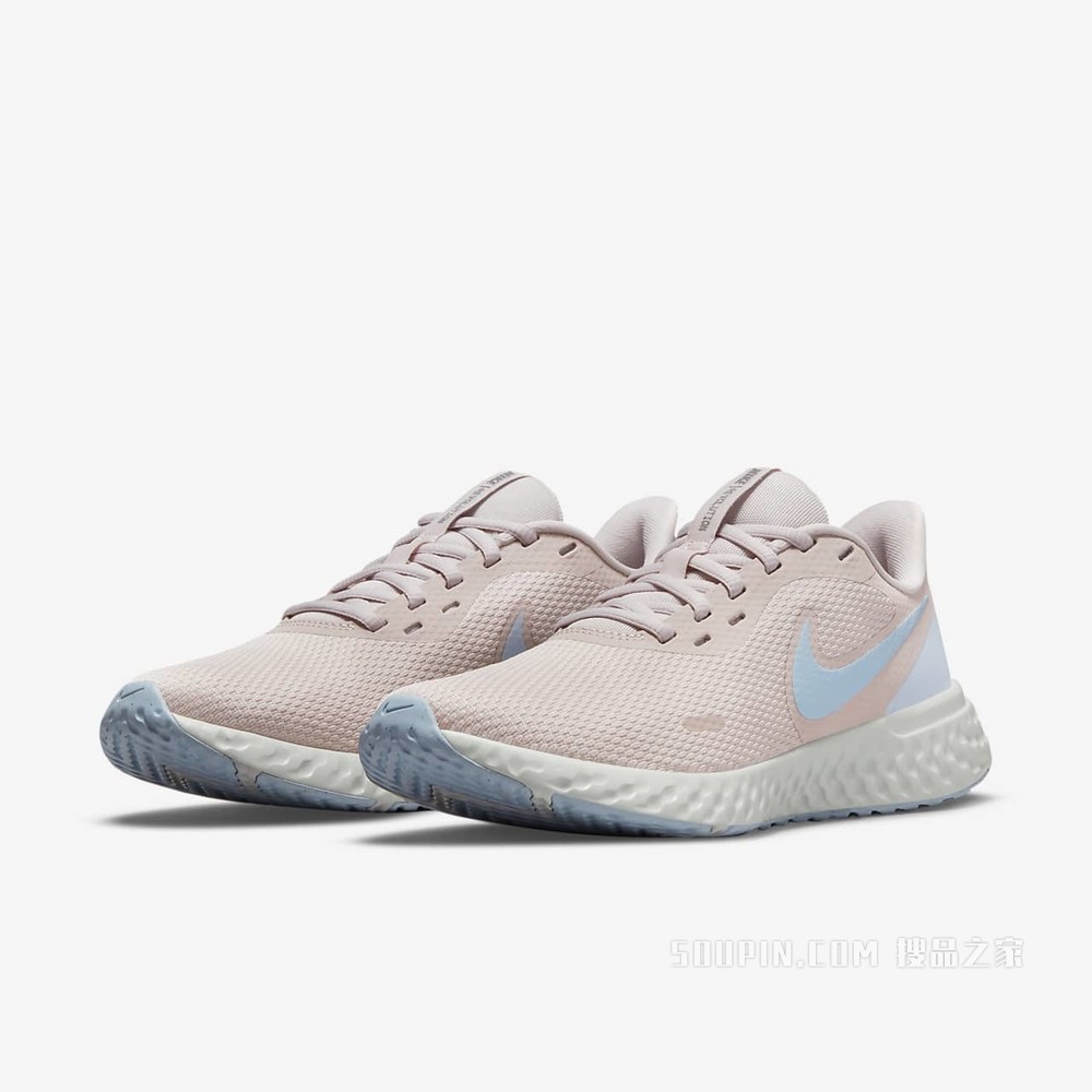 Nike Revolution 5 女子跑步鞋