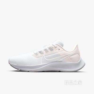 Nike Air Zoom Pegasus 38 女子跑步鞋