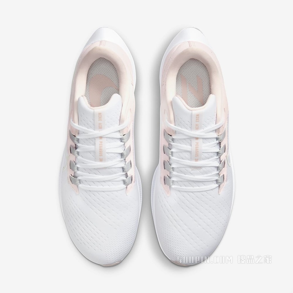 Nike Air Zoom Pegasus 38 女子跑步鞋