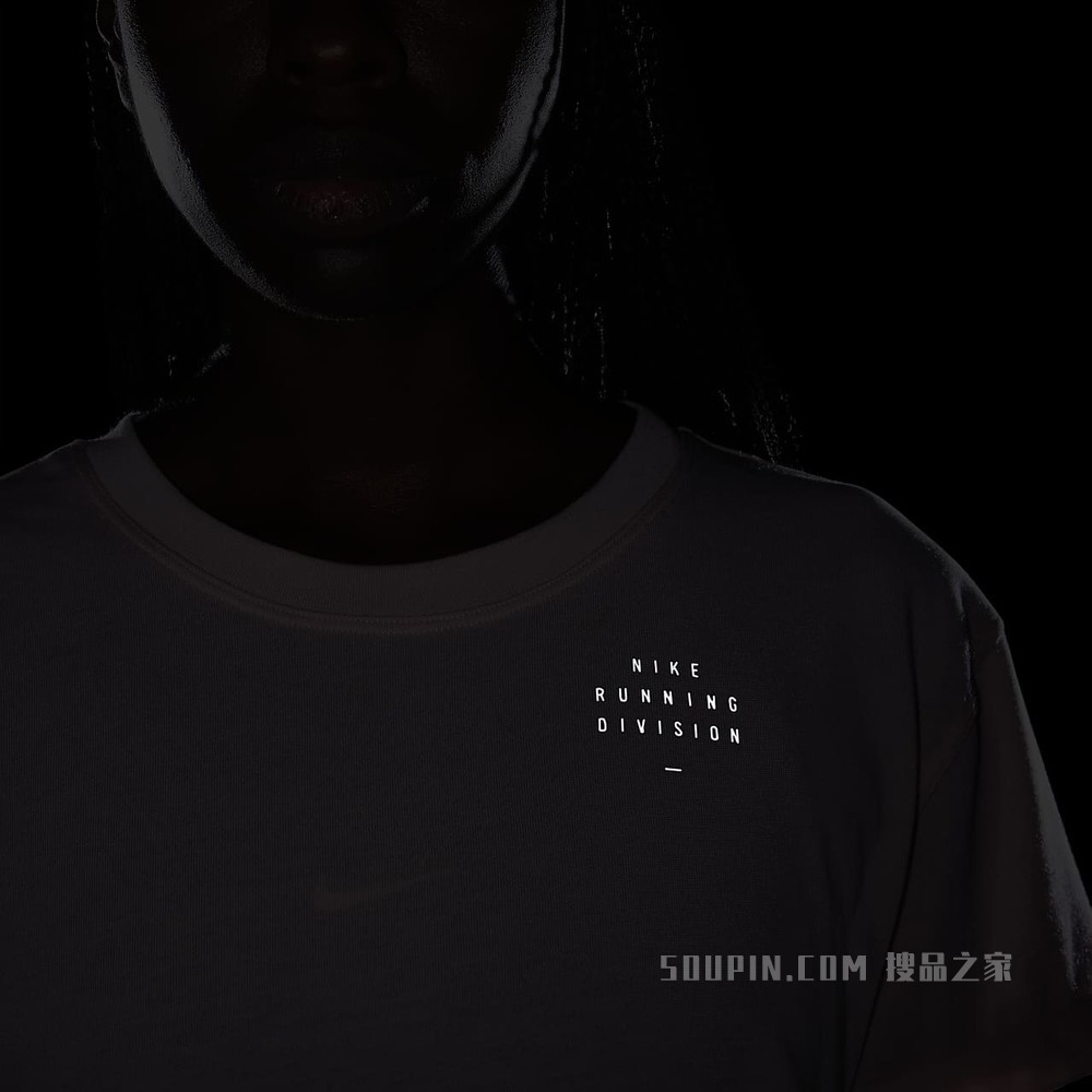Nike Dri-FIT Run Division 女子短袖跑步上衣