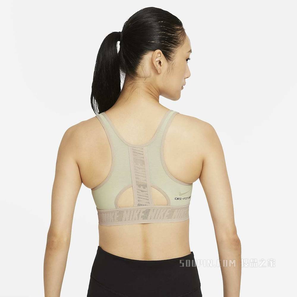 Nike Swoosh UltraBreathe 女子中强度支撑衬垫运动内衣