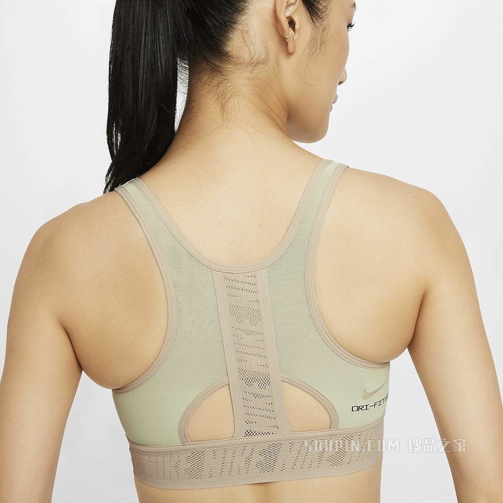 Nike Swoosh UltraBreathe 女子中强度支撑衬垫运动内衣