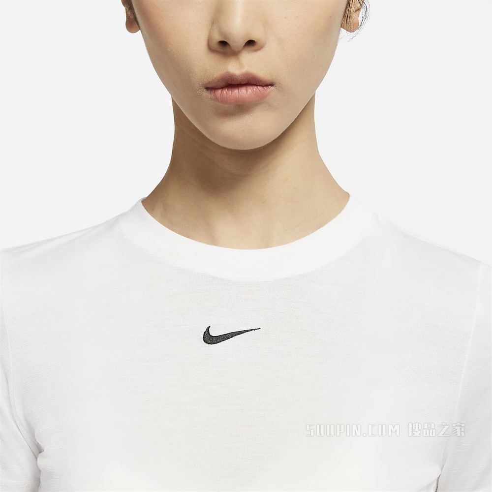 Nike Sportswear Essential 女子短款上衣