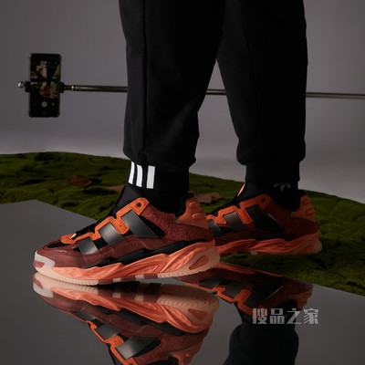 NITEBALL 经典运动鞋