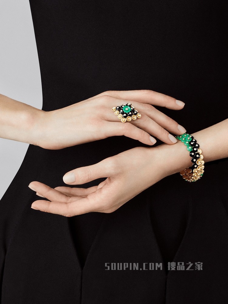 Bouton d'or手镯，中号款式，黄K金，绿玉髓，缟玛瑙，钻石