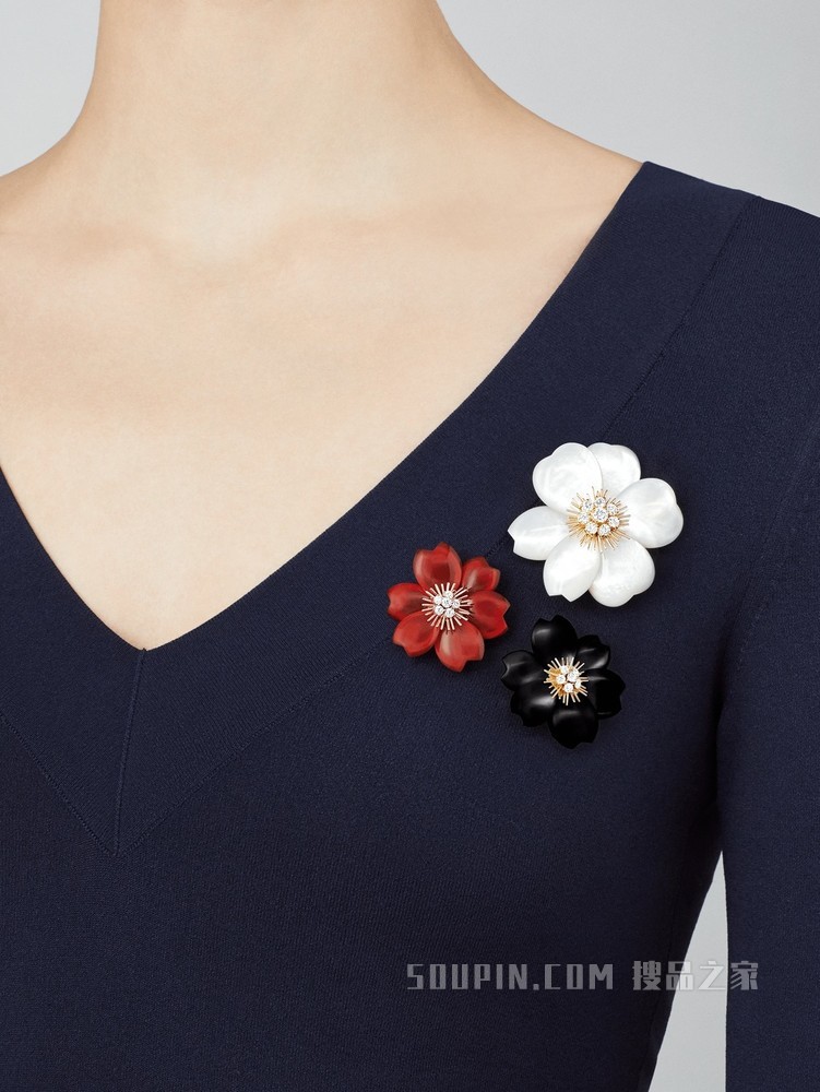 Rose de Noël胸针，中号款式