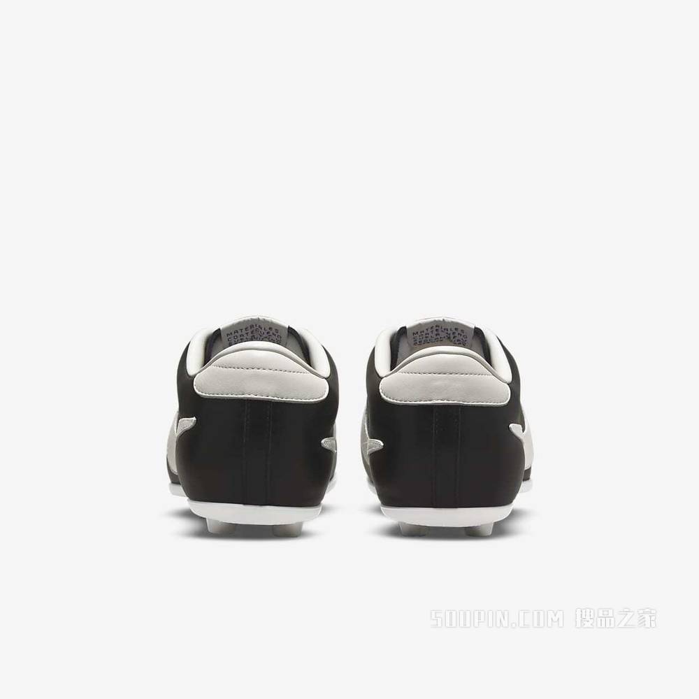 The Nike 男/女足球鞋