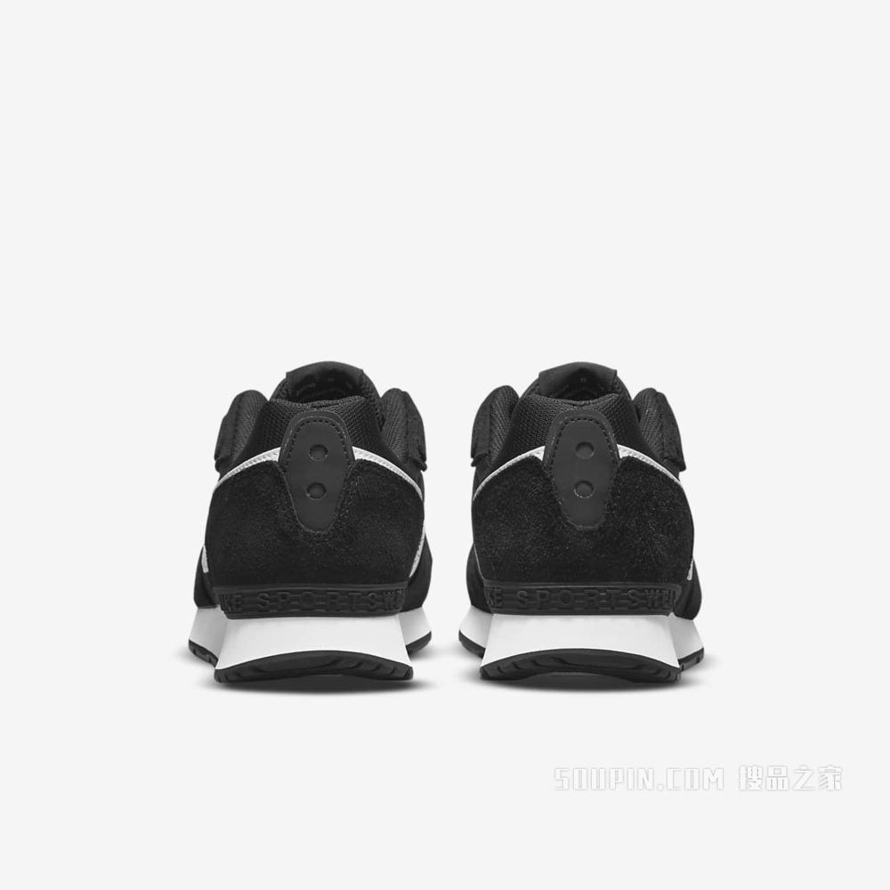 Nike Venture Runner Wide 女子运动鞋