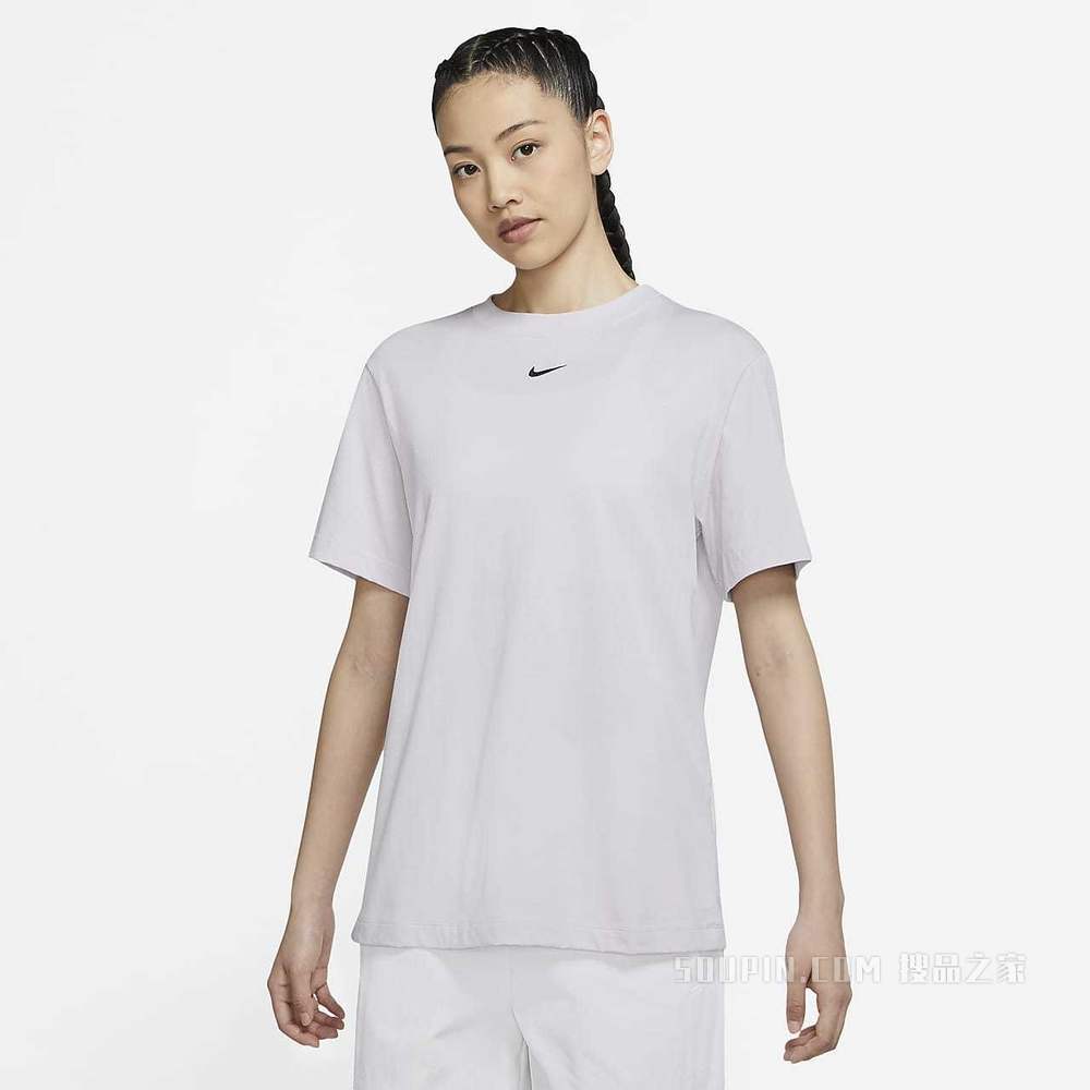 Nike Sportswear Essential Boyfriend 女子T恤